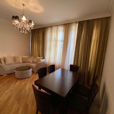 Cozy Old City Apartment Baky Esterno foto